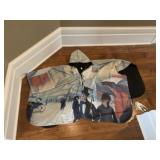 NEW RAILCAR REVERSIBLE MUSEUM PARIS STREET SCENE