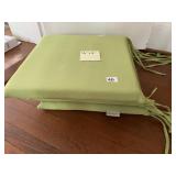IMPROVEMENTS 4 GREEN CUSHIONS