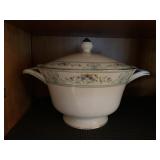 WEDGEWOOD BONE CHINA AGINCOURT SOUP TUREEN WITH