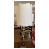LAMP WITH WOOD BASE 34IN