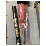 FEATHER DUSTER REVEAL A WORLD OF COLOR SCRATCH