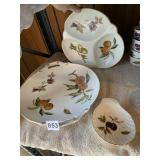 ROYAL WORCHESTER SERVING DISH HANDLE AND SPOON