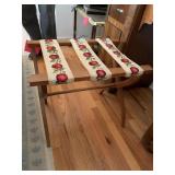 VALET STAND NEEDLEPOINT BANDS