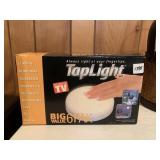 TAP LIGHT NEW IN BOX