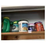 MIRACLE GROW SPRAYER AND PATCH COUPLE PAINTS