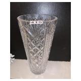CRYSTAL VASE LOOKS LIKE WATERFORD