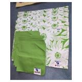TABLE CLOTHES, NAPKINS