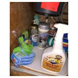 CLEANING PRODUCTS, CLOROX WIPES, COUNTERTOP