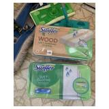 SWIFFER SWEEPER W/ 2 BOXES PADS