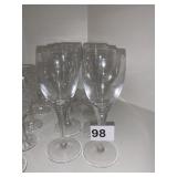 10 CHAMPAGNE GLASSES