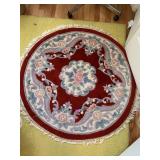 40" WOOL ROUND RUG W/ FRINGE