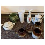 MUGS ELECTRIC KETTLE UNMARKED