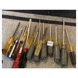 MOSTLY STANLEY SCREW DRIVERS 1 BENT