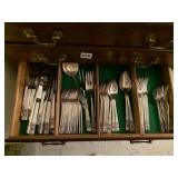 COMMUNITY PLATE FLATWARE SERVICE FOR 12 + SEE