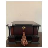 DRESSER BOX LOCKING MIRRORED INTERIOR