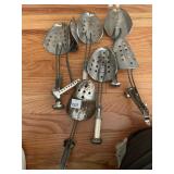 SHOE STRETCHERS METAL