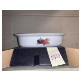 ROYAL WORCHESTER EVESHAM COVERED SERVER NEW IN