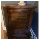 SMALL MODERN STAND WITH 2 SHELVES INSIDE