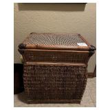 DECORATIVE WICKER HAMPER