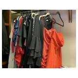 WOMENï¿½S CLOTHES SZ XS/S