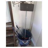 BEVERAGE TUBM UMBRELLA, SWIFFER, ICE SCRAPERS