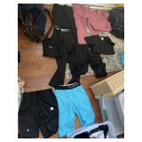 WOMENï¿½S SZ XS/S CLOTHING