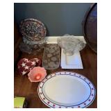 GLASS PEDESTAL CAKE PLATE AND FOOTED GLASS