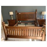 KING SIZE SLAT DESIGN MODERN FINISH BED W/