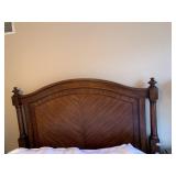 QUEEN SIZE HEADBOARD, FOOTBOARD AND RAILS