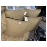 INDOOR OUTDOOR THROW PILLOWS