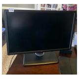 LCD DELL COMPUTER MONITOR