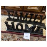 FAMILY AND HOME SHELF SITTER SIGNS