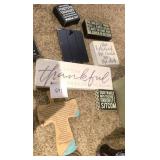 WOOD THANKFULNESS SIGNS