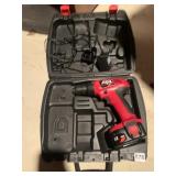 SKIL 12 V BATTERY OP DRILL IN CASE