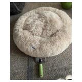 DOG BED, GROOMING TOOLS
