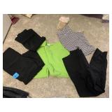 SZ XS/S WOMENï¿½S CROPPED GOLF PANTS