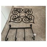 IRON OVER THE DOOR HANGER AND IRON WALL Dï¿½COR