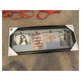 CLOTHESLINE PICTURE FRAME, NEW