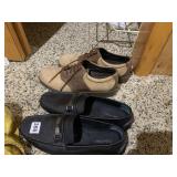 SZ. 11 - TWO PAIRS OF SHOES INCL. CALVIN KLEIN