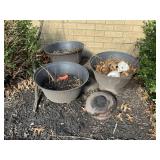 4 PLANTERS WITH DIRT