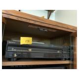 SONY 5 DISC COMPACT PLAYER