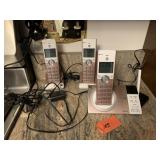 AT&T CORDLESS PHONES 4 TOTAL