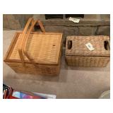 PICNIC BASKET WITH HINGED LID AND HANDLES AND