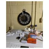 EDINBURG CLOCK WORKS BATTERY CLOCK, BOUNCE,