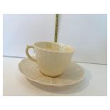 BELLEEK CUP/SAUCER GREEN MARK 0857