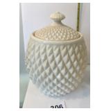BELLEEK GINGER JAR W/ LID 7.5" H
