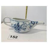 INVALID FEEDER/PAP BOAT PORCELAIN 7" L X 2" H -