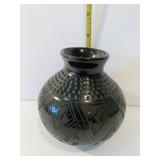 TOMASA MORA NATIVE AMERICAN HAND THROWN BLACK