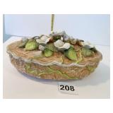 OVAL PORCELAIN BOX W/ FLOWER AND LEAF DESIGN TOP
