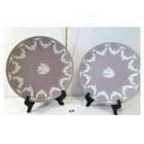 WEDGWOOD PLATE 9.5 LILAC W/ WHITE GRAPE PATTERN